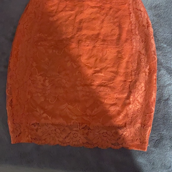 Guess lace dress - Picture 6 of 11